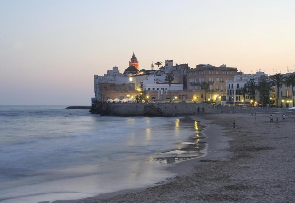 Mediterraneo Sitges Buitenkant foto